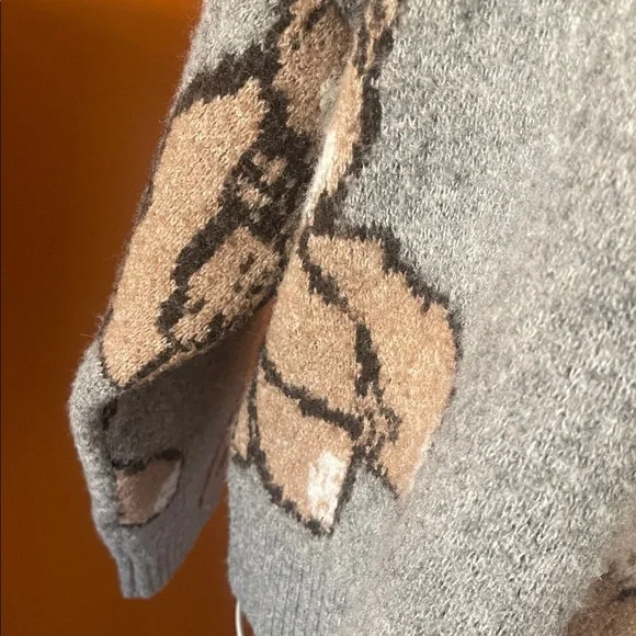 Teddy Bear Jacquard Knit Cropped Sweater - Size S - Picture 6 of 12